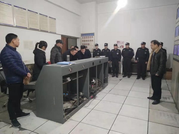 安保交接.jpg