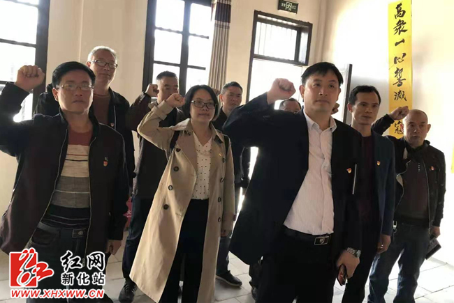 深化全县教育系统党风廉政建设,从11月下旬起,新化县洋溪镇白塘中学