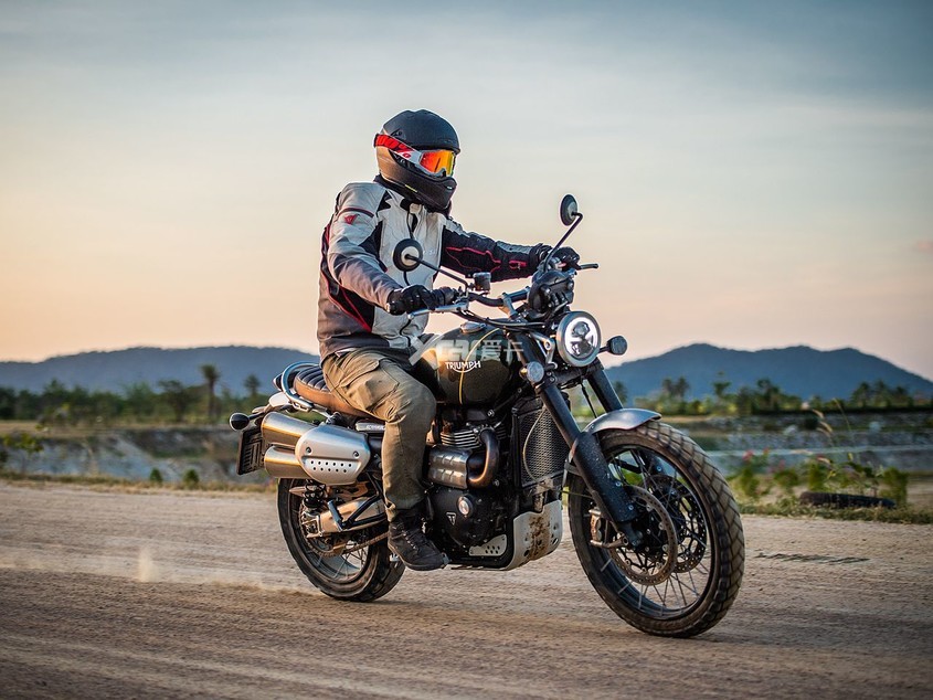 Triumph;凯旋;Scrambler 1200 XC