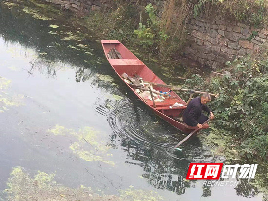 清理河道垃圾_副本.jpg