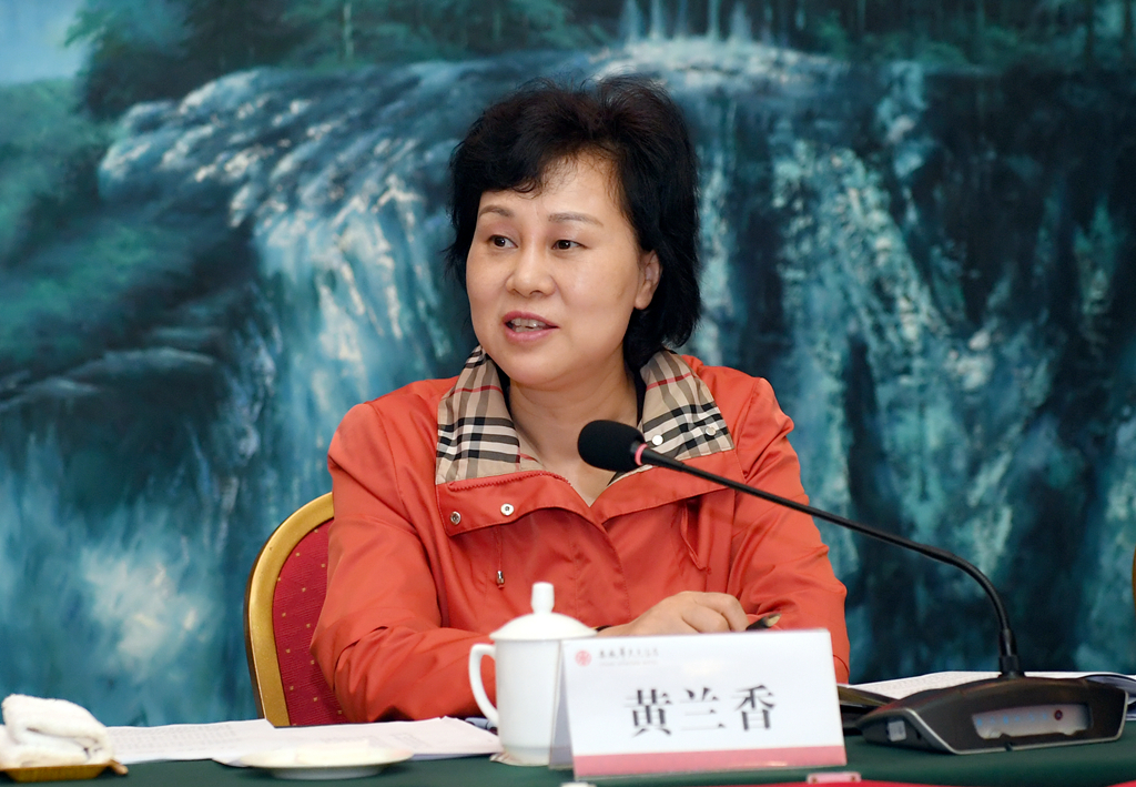 3月28日，省委常委、省委统战部部长黄兰香在娄底市开展“统一战线参与乡村振兴战略实施”调研。