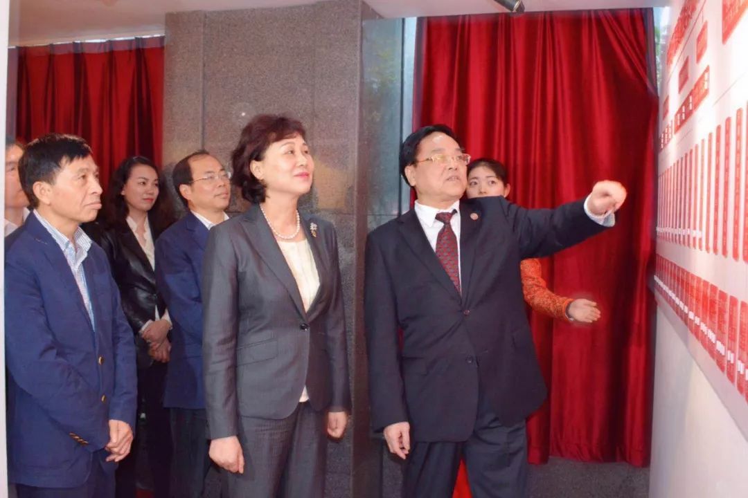省委常委、省委统战部部长黄兰香在长沙市走访调研非公企业。