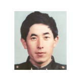 交警刘振基：奋不顾身拦截闯卡车辆 被拖拽300多米壮烈牺牲