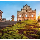 “祖国好，澳门必定越来越好”——访全国政协副主席何厚铧