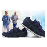 防老人鞋“坑老”需制定专业标准