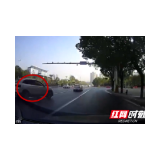 越线超车，违法变道，你知道吗？你已撞上“安全墙”