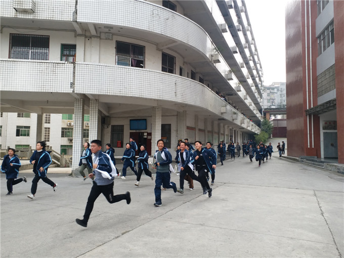 组织应急疏散演练.jpg