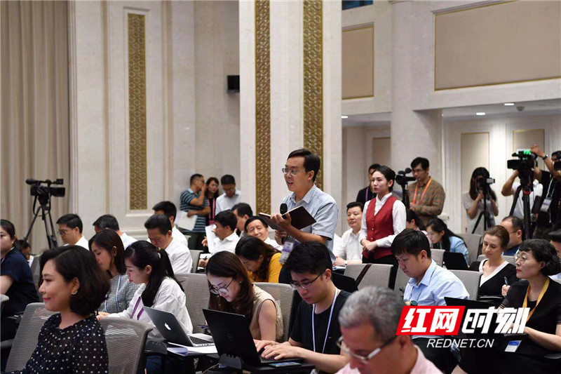 10d2e12a-c783-4881-9390-18d2415d2060.jpg