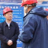胡忠雄采取“四不两直”方式督查安全生产工作