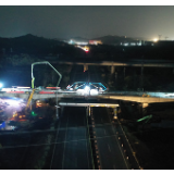 冷黎公路跨二广高速公路大桥中跨段合龙