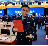 警界“papi酱”一年涨粉200万，网友：爱了爱了