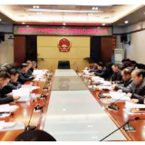 武冈市政府常务会重点讨论《政府工作报告（讨论稿）》