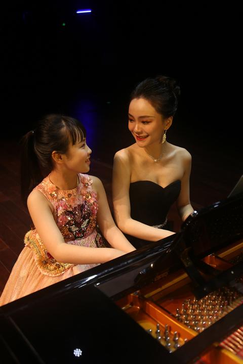 微信图片_20191221224332_副本.jpg