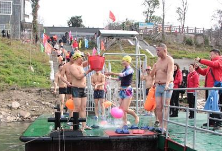 安乡：开展水上应急救援演练 提高突发事件应对能力