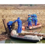 邵东：让河道多一份洁净  早日实现碧水蓝天