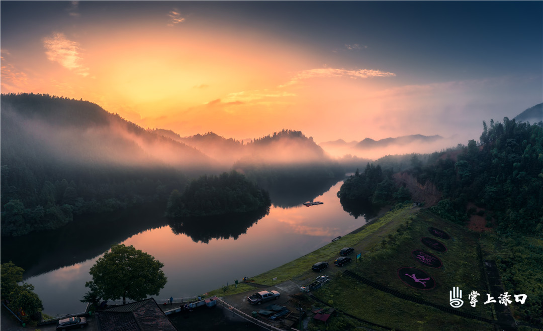 【图:咏洲  文:张永跟】  龙门镇位于株洲渌口区南部京广线旁边,地势