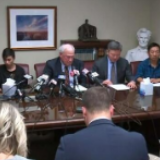 章莹颖家人对伊大香槟分校提起民事诉讼，遭联邦法官驳回