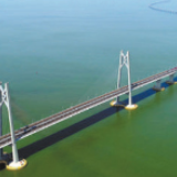 习近平主席新年贺词引发国际人士热议——携手合作共发展