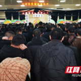 一路走好!大祥区殉职城管队长蒲清球追悼会举行