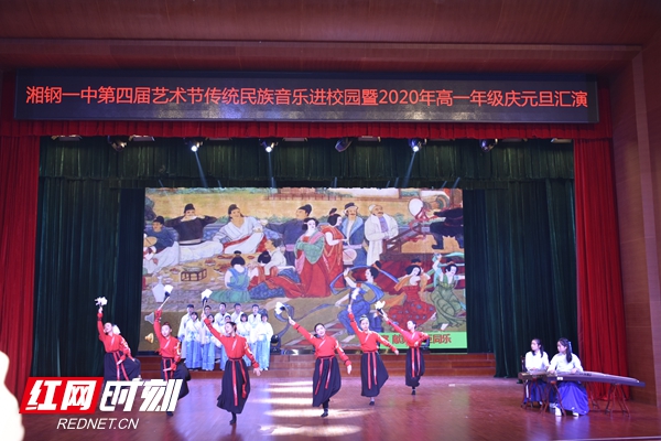 7.1903班《木兰辞》.JPG