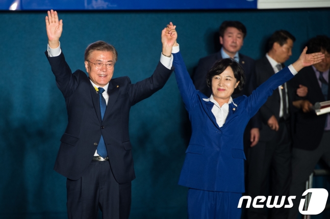 1577923836743682.jpg 0002723868_001_20170510005230783.jpg