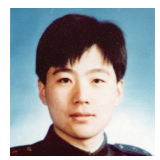 民警袁时光：手捂伤口追赶歹徒壮烈殉职