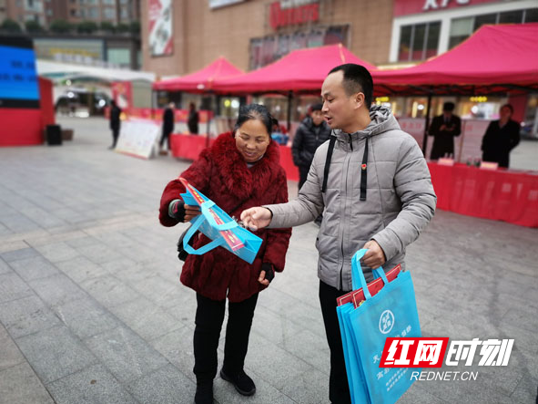 0e86ff8144b0dd077df148223085bcb副本.jpg