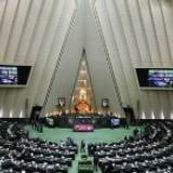 伊朗议会通过动议,将美军列为“恐怖组织”