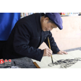 怀化市麻阳县籍工艺美术师马湘清作品集《诗画情缘》出版