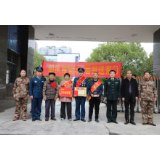 冷水滩：立功喜报送到家  军属脸上乐开花