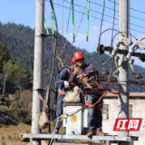 城步供电公司：低电压改造 “点”亮百姓幸福生活