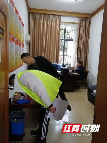 2_gaitubao_412x549.jpg 2_gaitubao_412x549.jpg