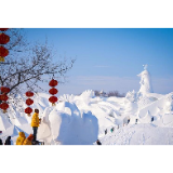 哈尔滨：雪雕好手秀技艺