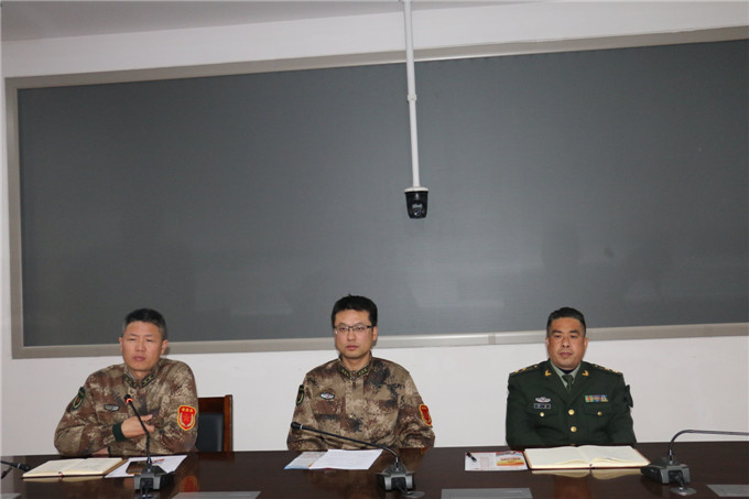 出席会议人员.jpg