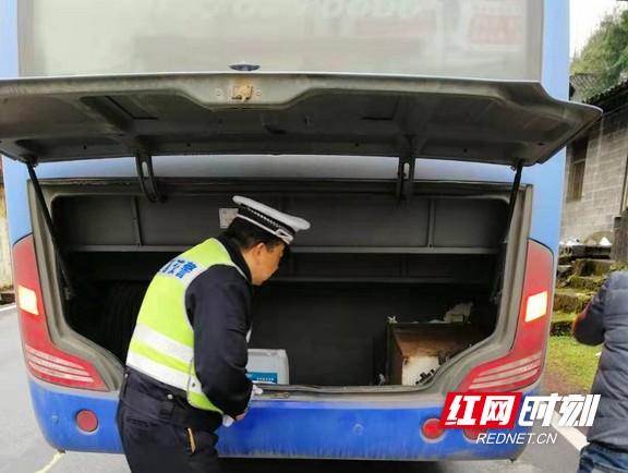 5.marked.jpg 5.marked.jpg