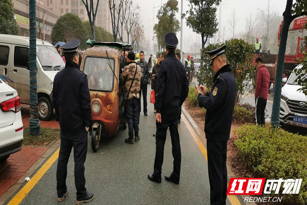 行动现场.jpg 行动现场.jpg