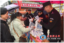 110宣传日 怀化市洪江区警民互动“话”安全