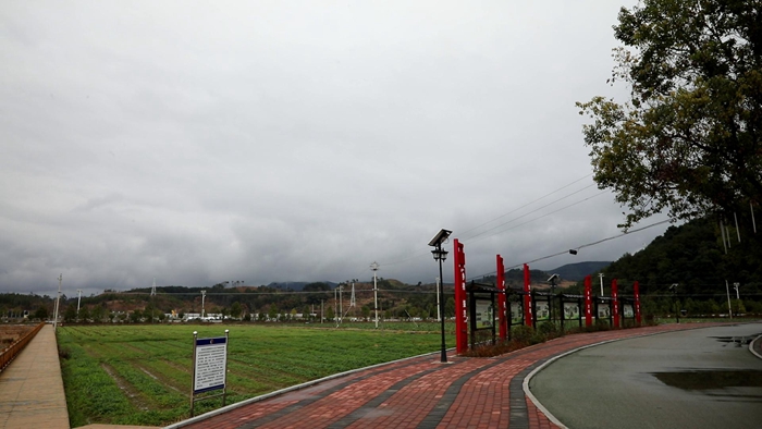 3B234348@07415D1E.83621E5E.jpg