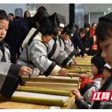 喜迎新春送祝福 文艺汇演年味浓