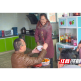 小村迎新喜事多