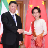 习近平同缅甸国务资政会谈