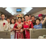 结婚当天起晚了，然后他们这样结婚！网友：我太虐了……