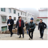 温暖新春：黄峥嵘节前走访慰问结对帮扶户