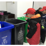 小区“新”色彩 垃圾投放“添”乐趣