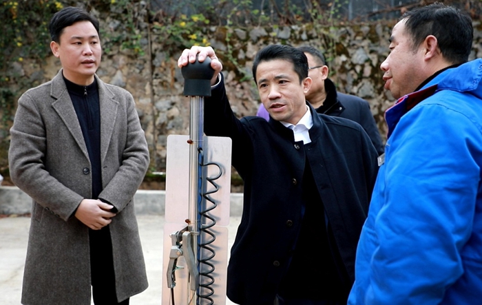 大走访大排查大整改|秦山成开展春节前走访慰问活动并