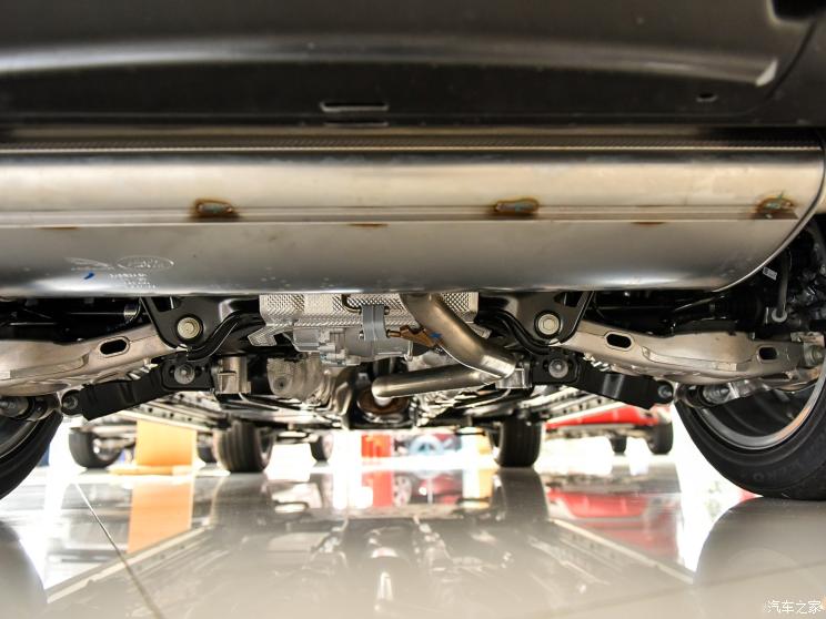 奇瑞捷豹路虎 发现运动版 2020款 249PS R-Dynamic S 性能版