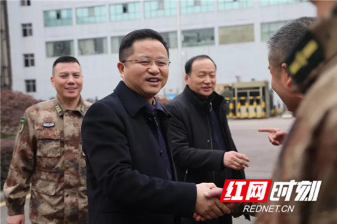 赵云海走访慰问桑植县人武部官兵、老同志、退役军人和困难党员