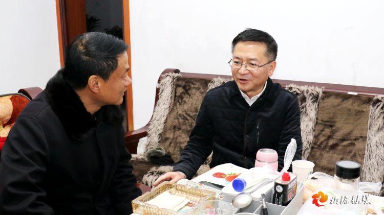 桃源县委书记周代惠慰问县社会福利中心五保孤寡老人和部分困难群众_本地要闻_桃源新闻网