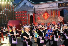 邵阳新宁县：崀山脚下年味浓