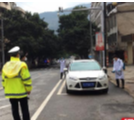 双牌交警坚守一线 防控疫情不放松